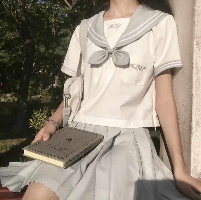 铁蹄慈泪